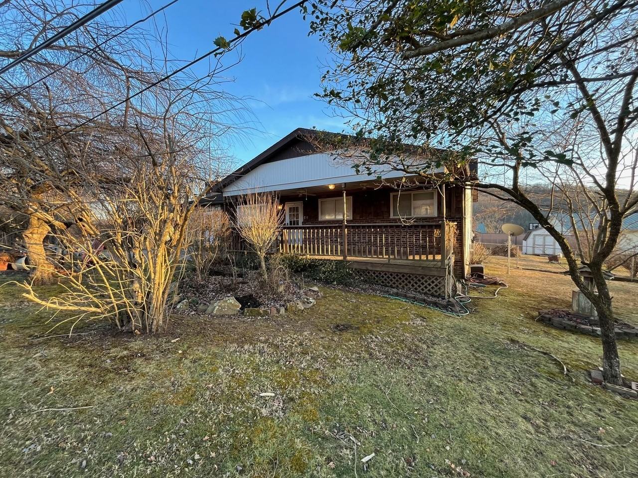 4606 Marlin Dr - Photo 2 of 22