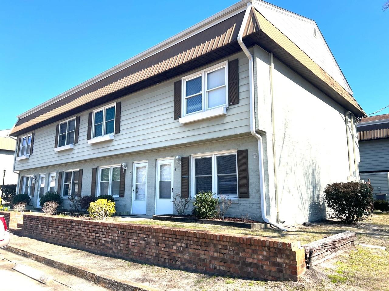 4805 Little River Rd - Photo 3 of 4