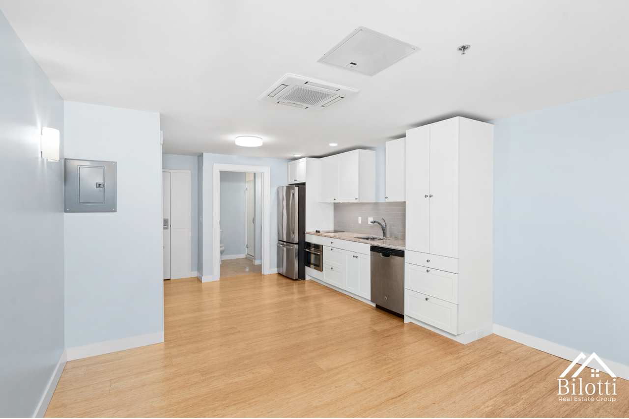101 Hillside Ave East Side of Providence - Photo 2 of 16