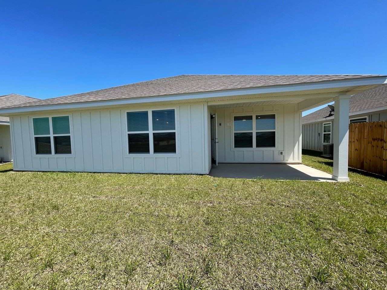 23351 Shadowridge Dr - Photo 3 of 31