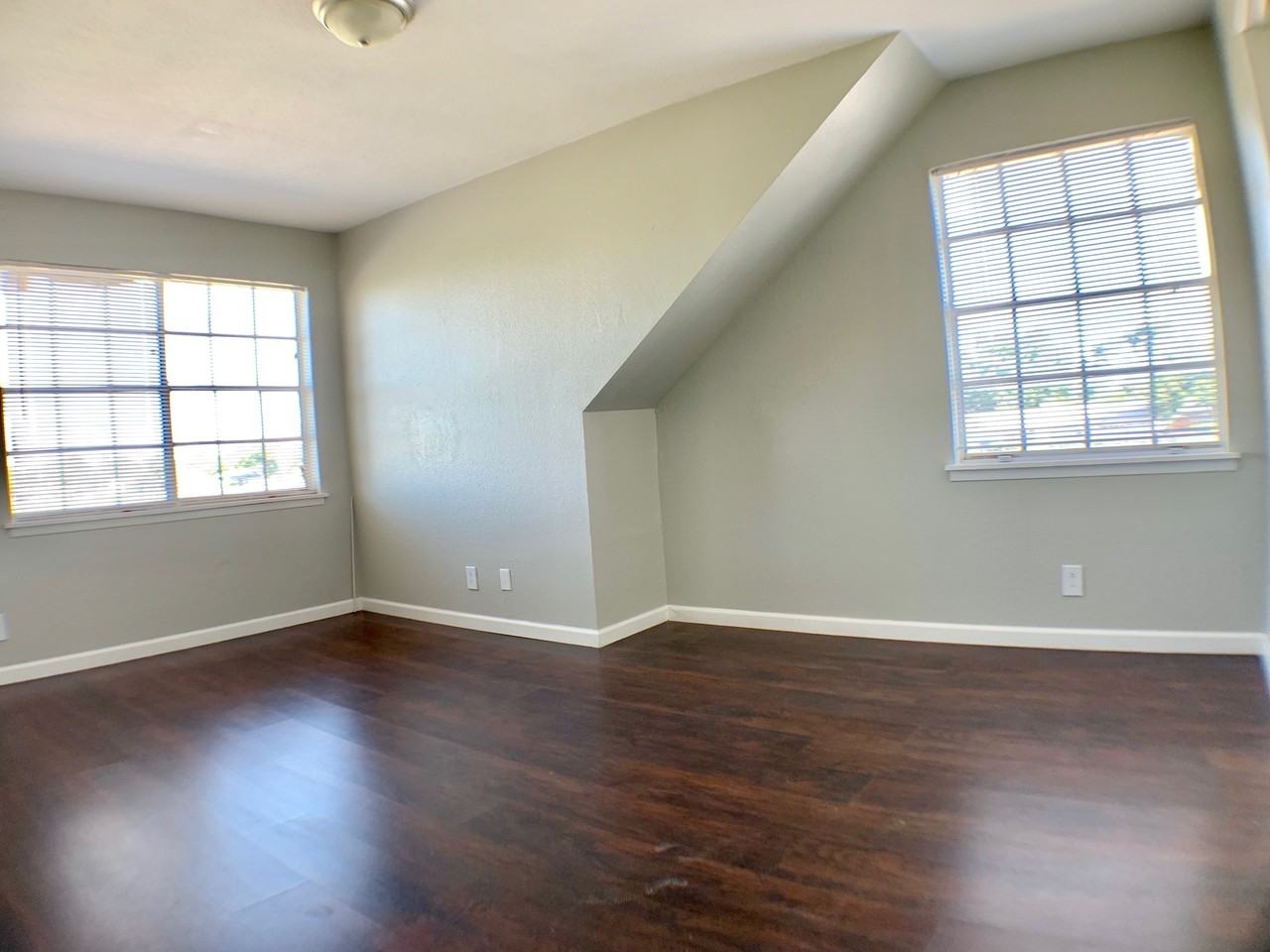 Briarwood Village Apartments - Photo 7 of 50