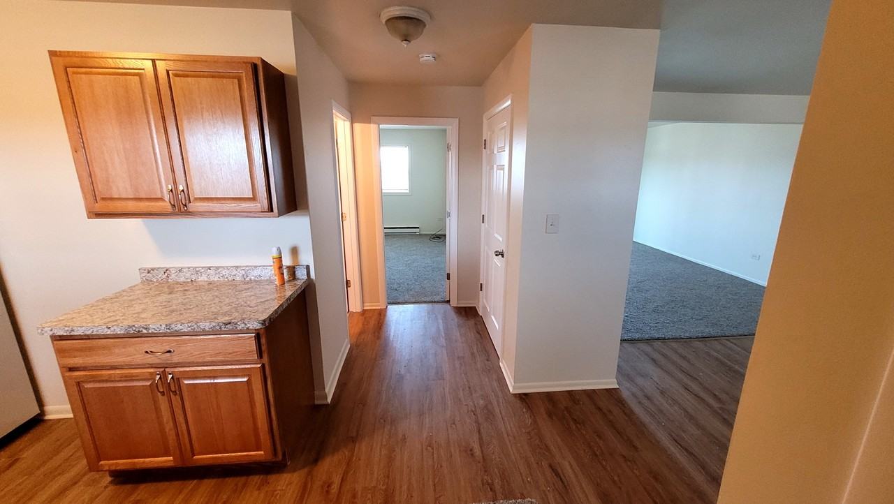 2915 North Richmond Road - Photo 6 of 14