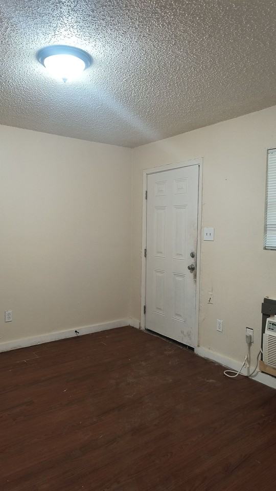 6003-6005 Windham Avenue - Photo 2 of 12