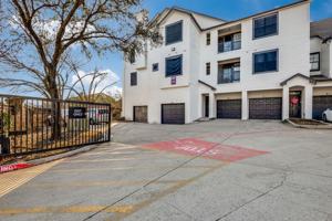 featured image of 621 Cowboys Pkwy