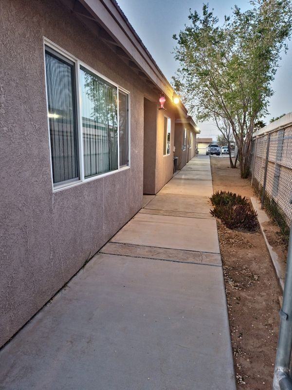 16475 Vine St - Photo 7 of 32