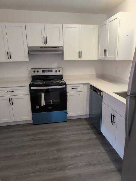 2790 Somerset Drive #102P