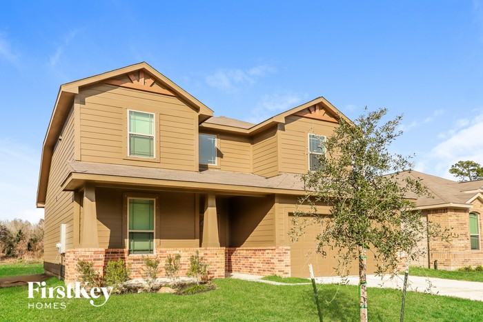 14705 Country Club Dr - Photo 2 of 15