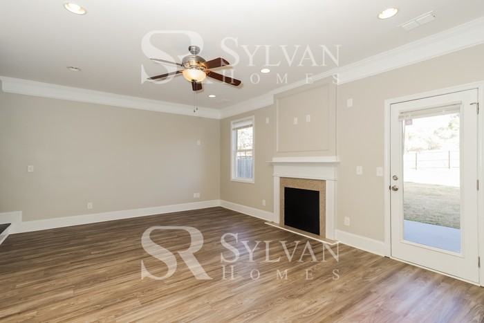 6231 Stonelake Dr Sw - Photo 2 of 14