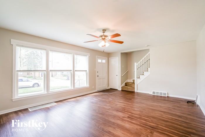 13 N Ashbel Ave - Photo 3 of 15