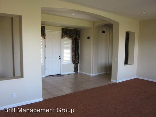 3359 Forest View Ln - Photo 3 of 21