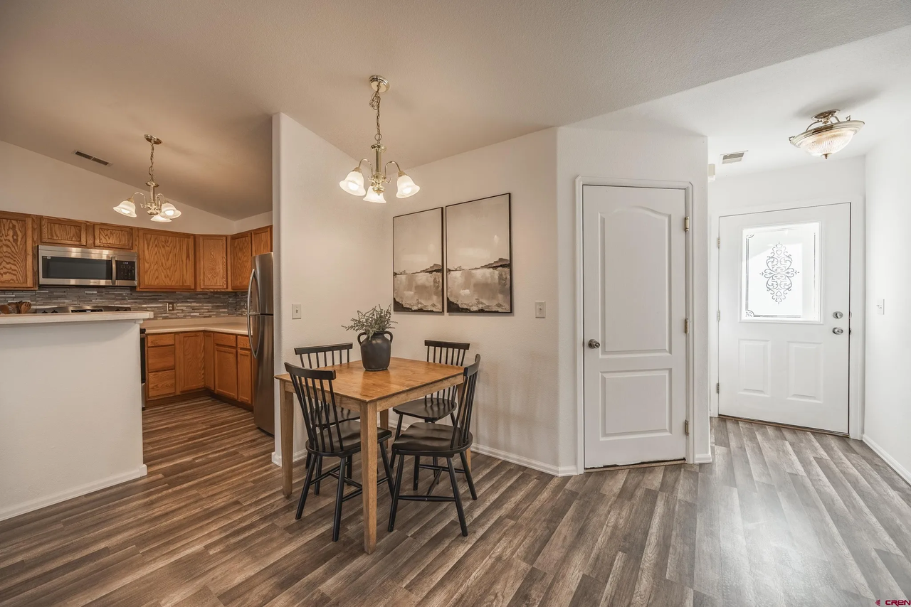 1817 Estates Dr #A - Photo 2 of 10