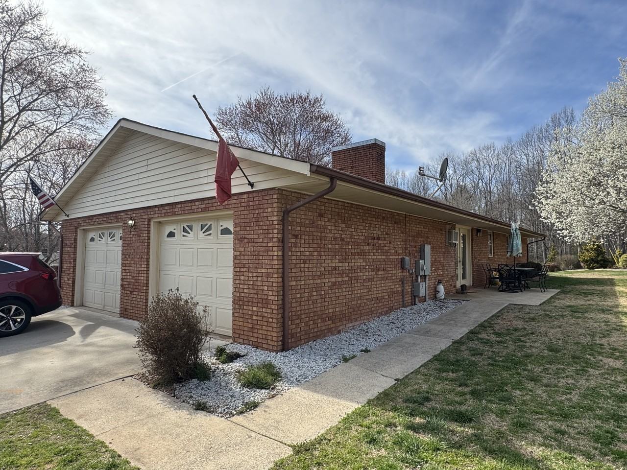 462 Beaumont Elm St #NA - Photo 2 of 16