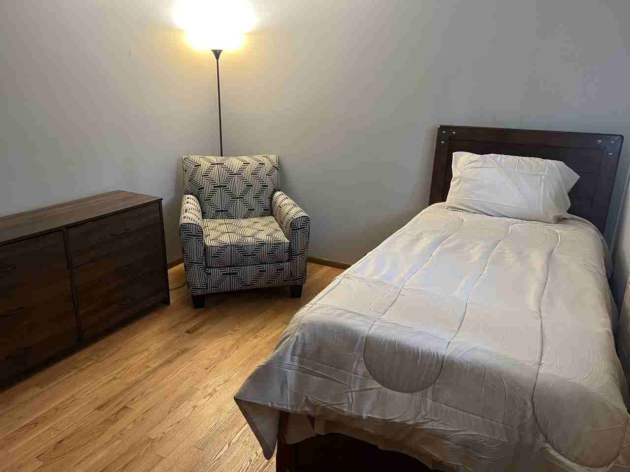 3801 W Vera Ave #NA - Photo 2 of 5