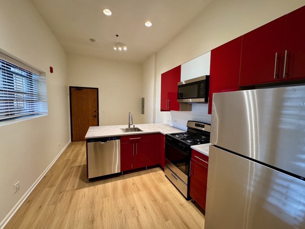 914 Green Bay Rd #101 - Photo 3 of 5