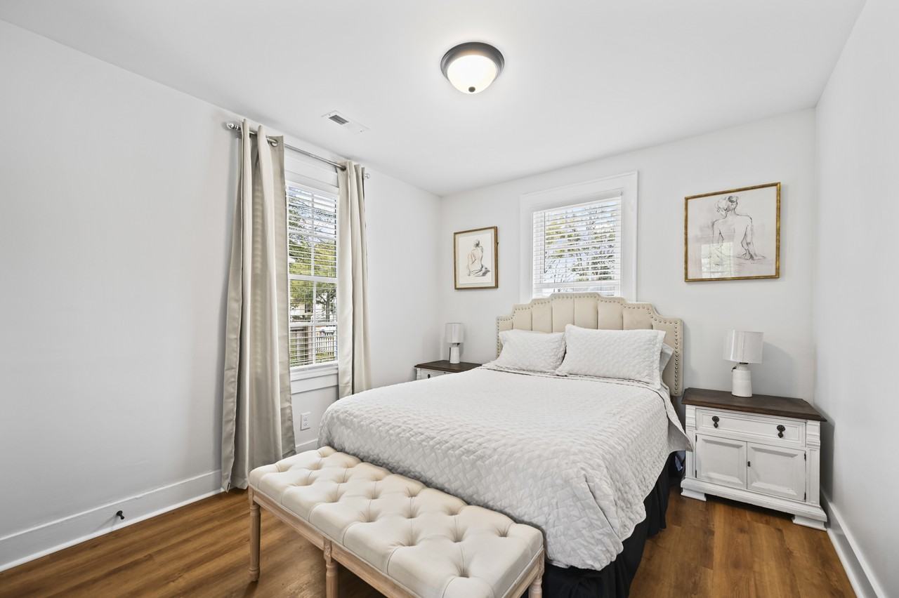 2215 Cambridge Ave #NA - Photo 2 of 17