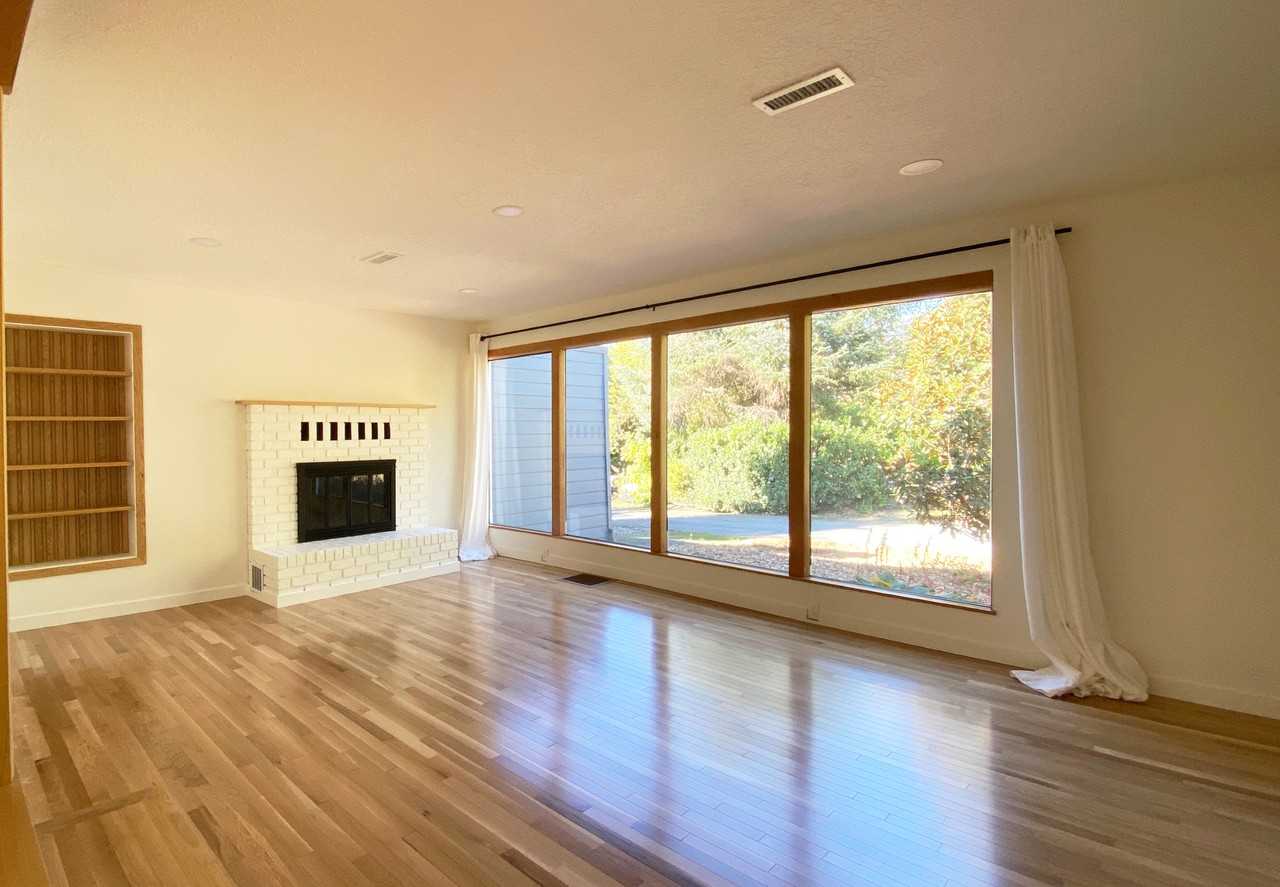 11207 Sw 53rd Ave #NA - Photo 3 of 13