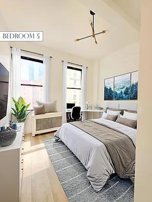 W 54th St #902 - Photo 3 of 20
