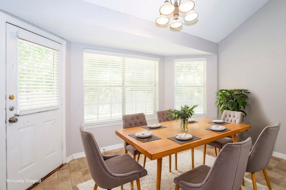 309 Woodlawn St - Photo 6 of 19