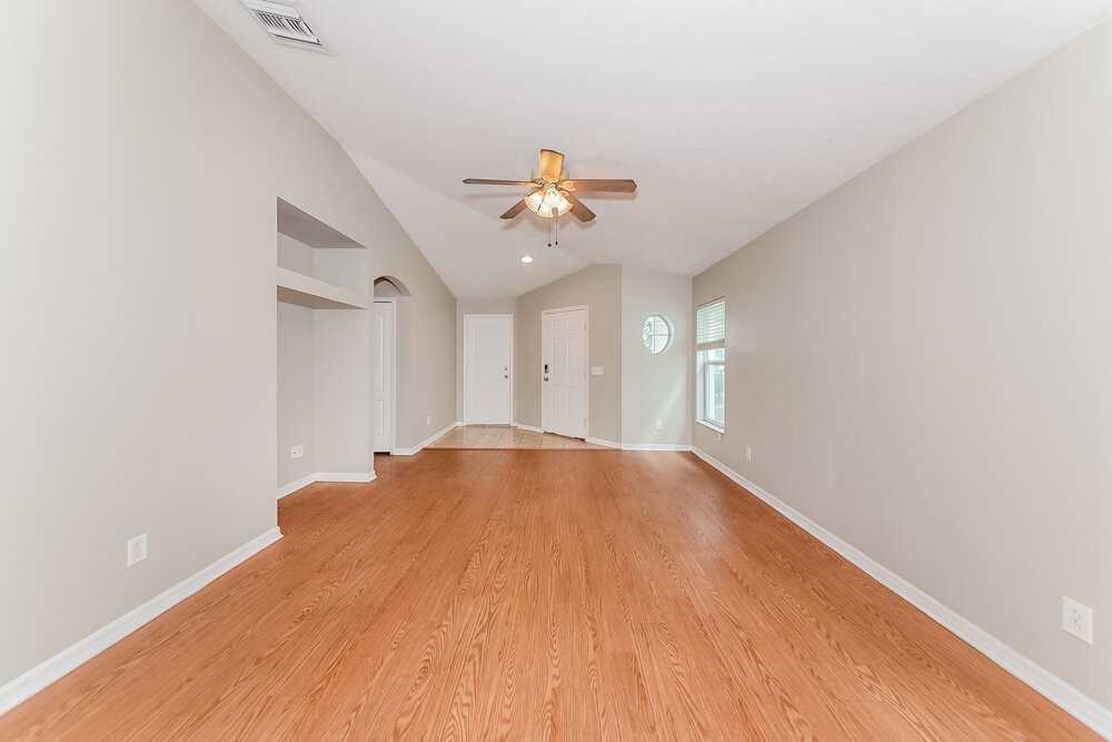 1135 Seminole Sky Dr - Photo 3 of 16