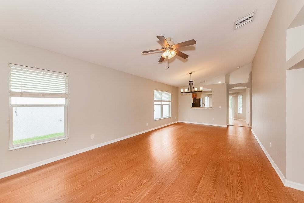 1135 Seminole Sky Dr - Photo 4 of 16