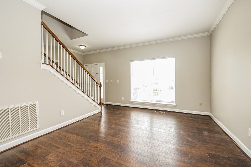 1245 Canyon Ridge Ct - Photo 4 of 17