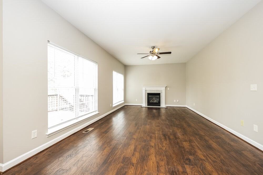 1245 Canyon Ridge Ct - Photo 6 of 17