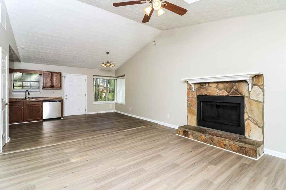 2686 Lantern Trl - Photo 6 of 17