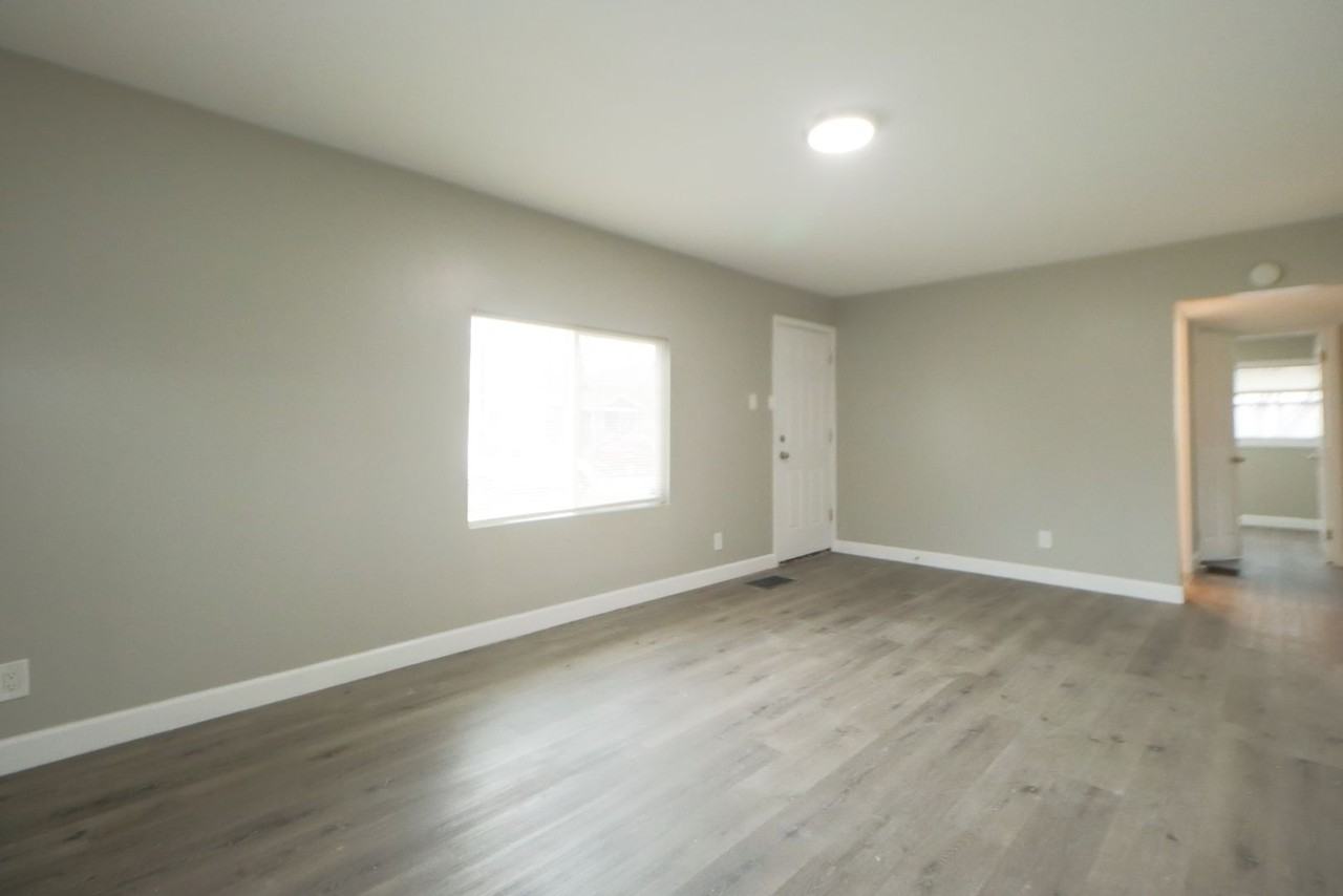 4089 Polk St - Photo 2 of 7