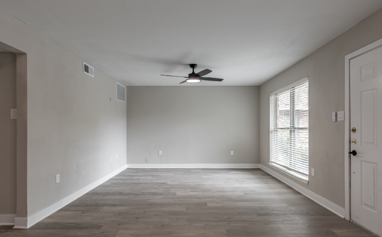 Venice Lofts - Photo 6 of 17