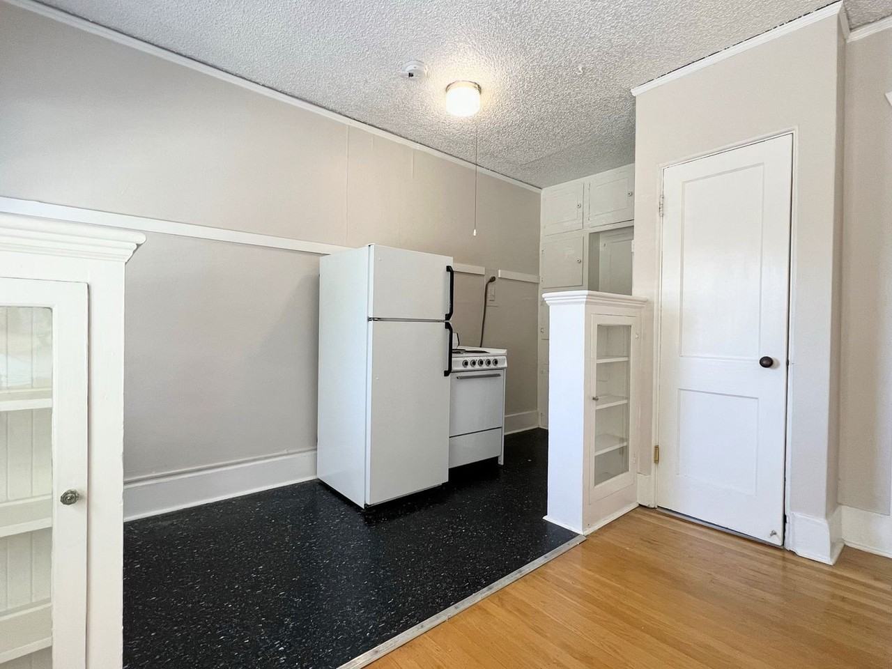 634 - Whitestone - Photo 4 of 17