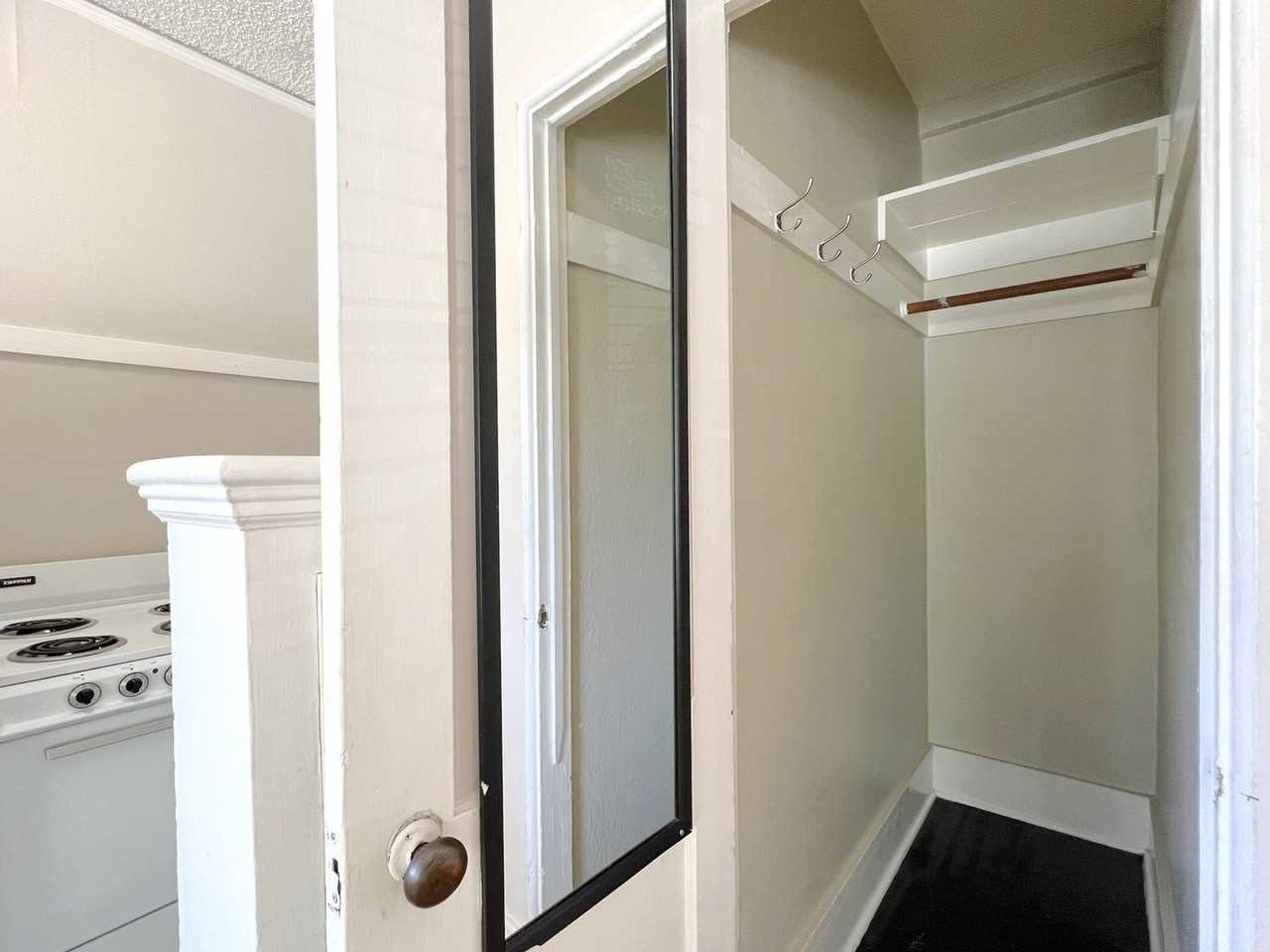 634 - Whitestone - Photo 7 of 16
