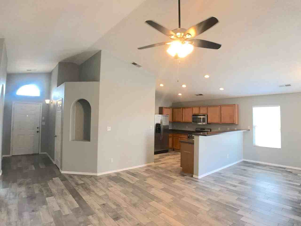 1897 Camino Rincon Sw - Photo 7 of 28