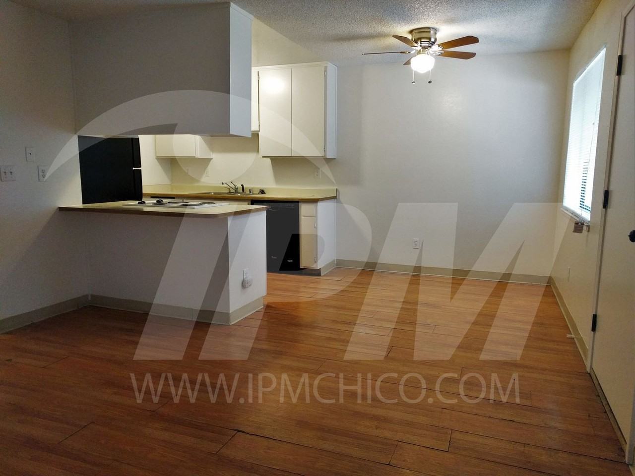 522 Nord Ave #15 - Photo 7 of 8