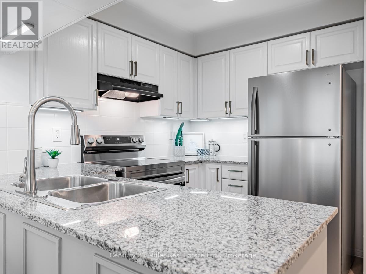 230 Queens Quay W #628 - Photo 7 of 30