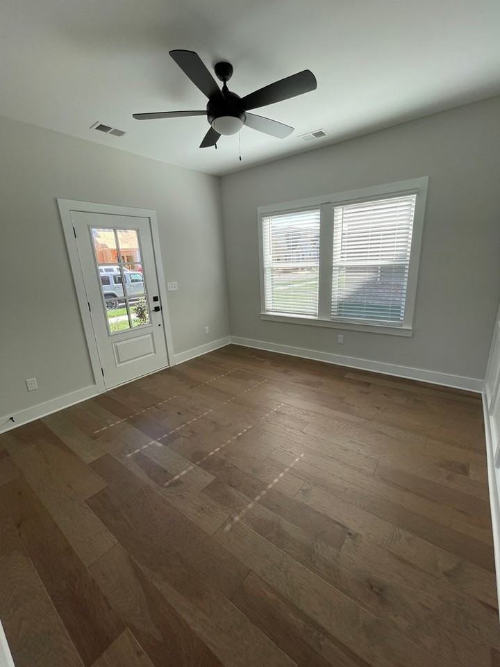 9030 Headwaters Dr - Photo 6 of 26