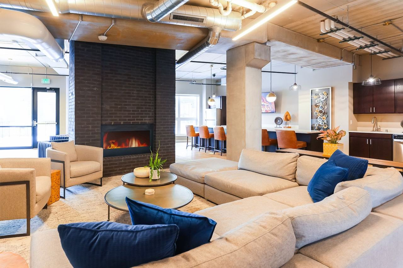 Honey Creek Place - Photo 3 of 33