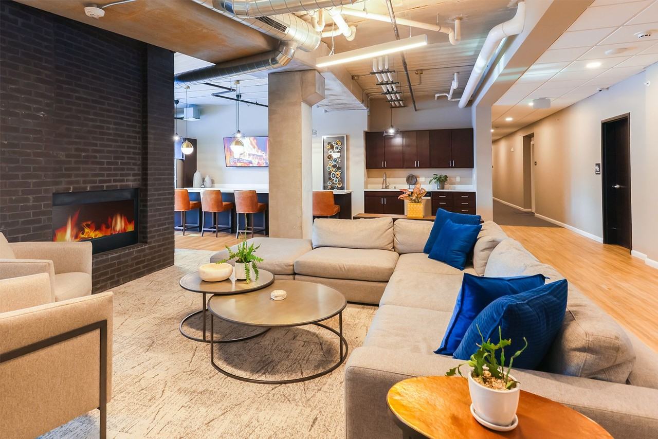 Honey Creek Place - Photo 4 of 33