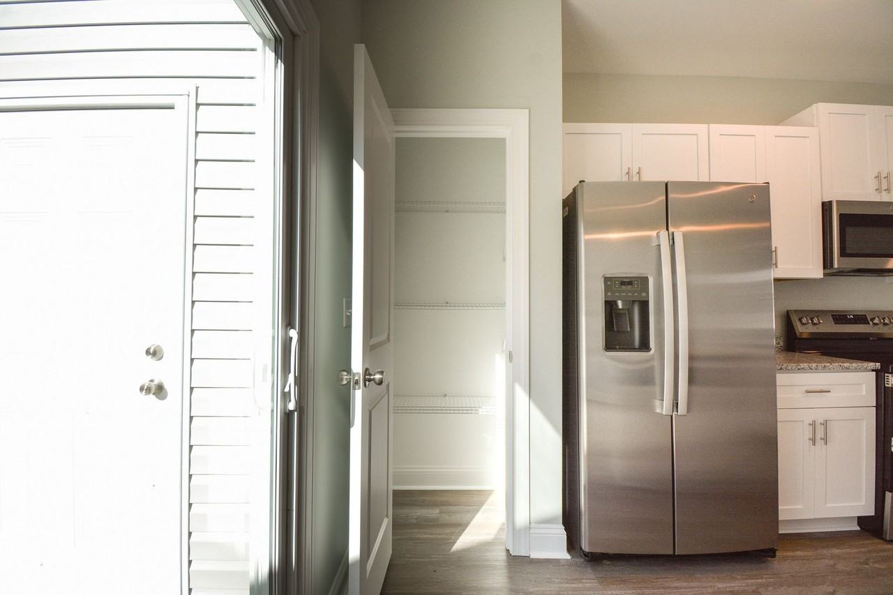 323 Starfish Ln - Photo 7 of 21