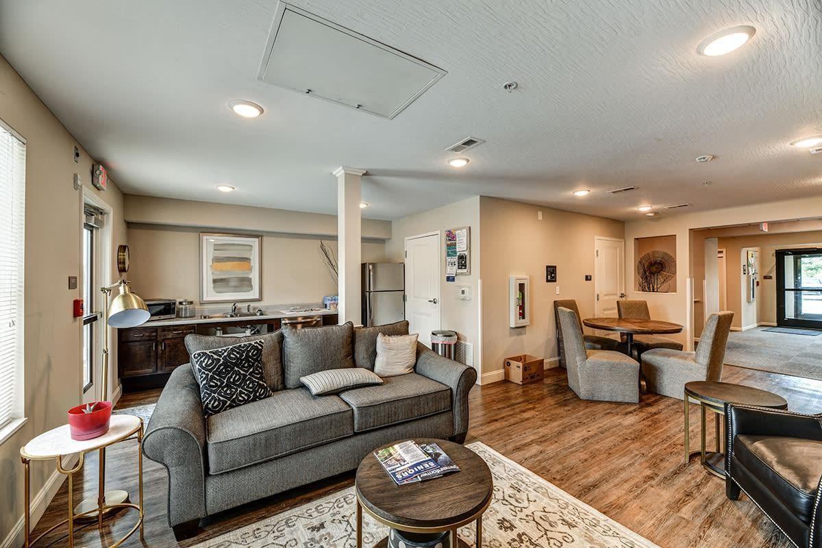 216 North Wheatland Avenue