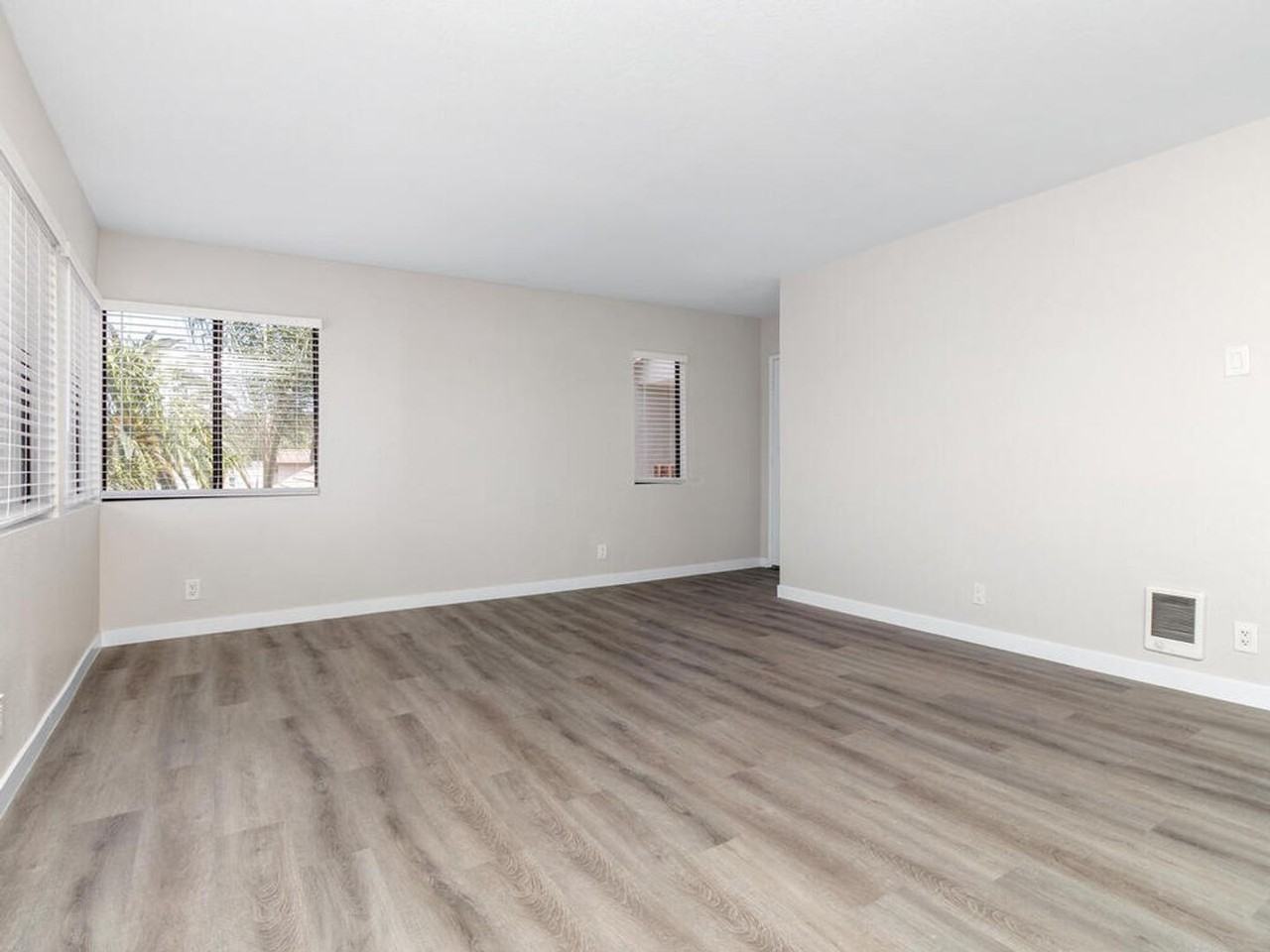 109 Avenida Las Brisas #D - Photo 6 of 24