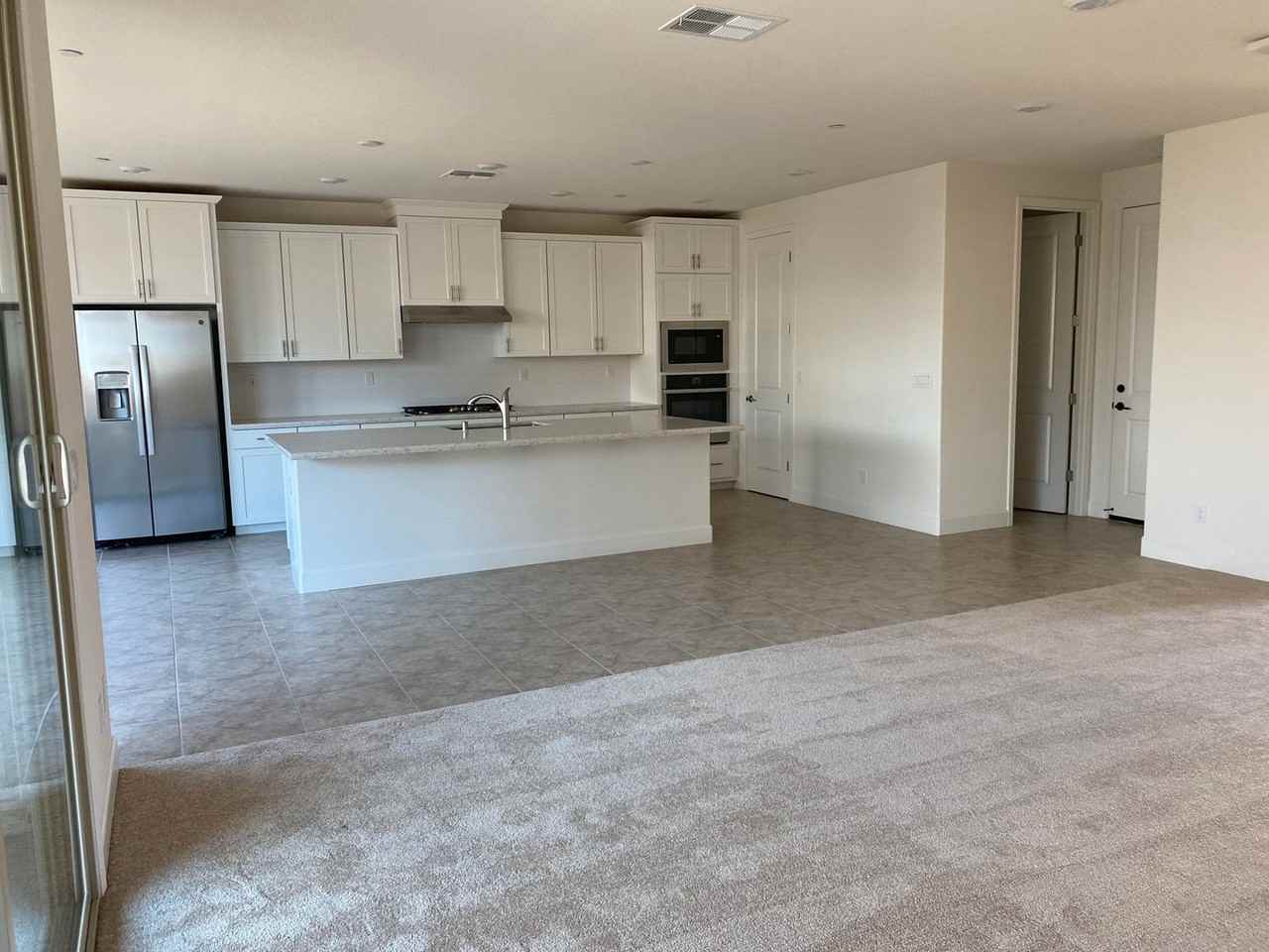 2004 Gumbinger Pl - Photo 4 of 50