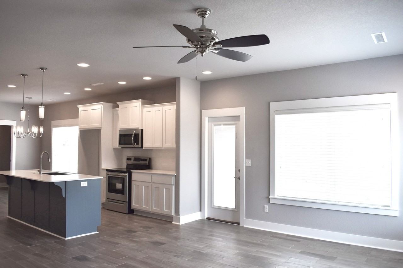 732 North Malbec Road - Photo 2 of 25