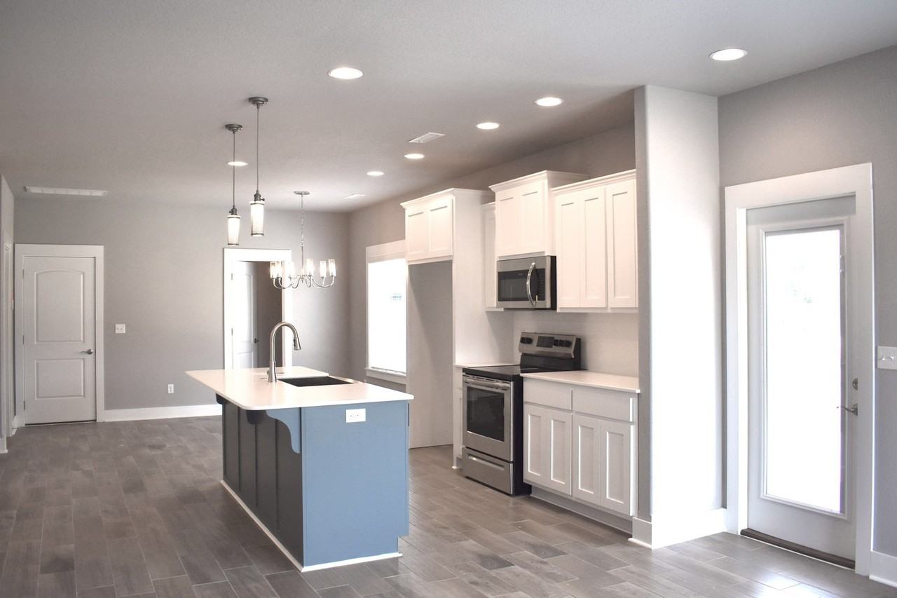 732 North Malbec Road - Photo 3 of 25