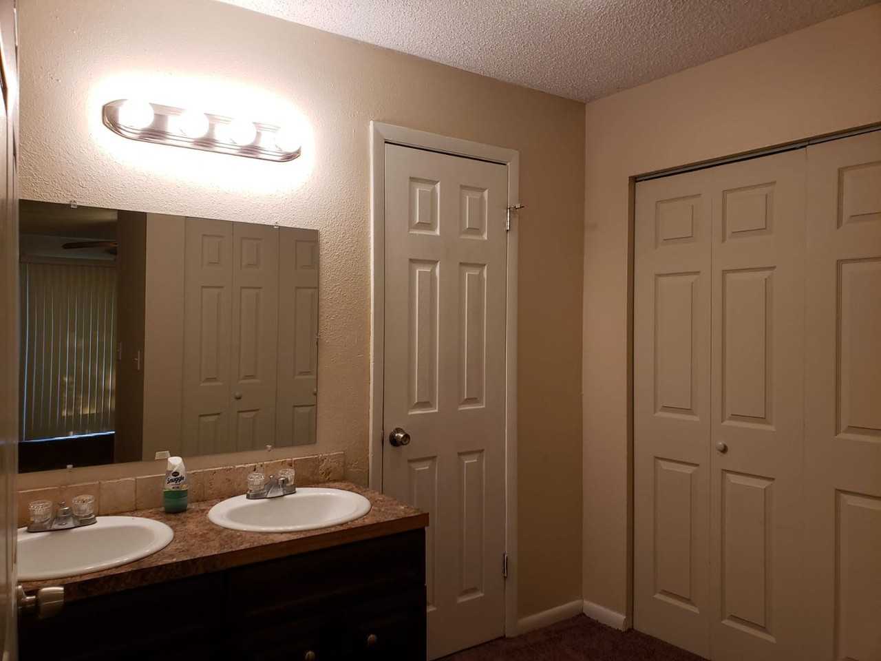 177 Rebecca Ln - Photo 2 of 6