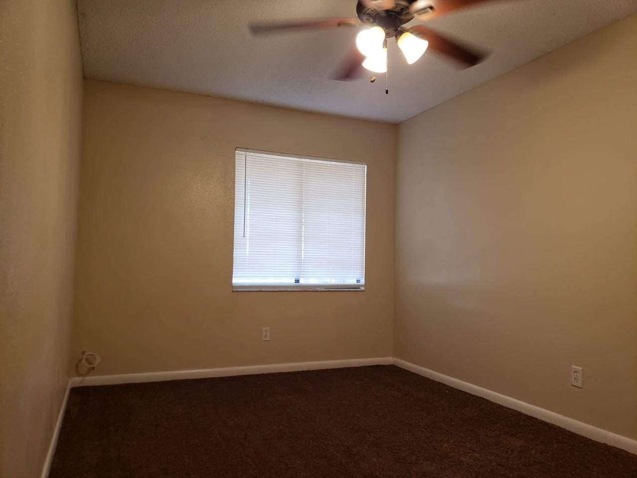 177 Rebecca Ln - Photo 5 of 6
