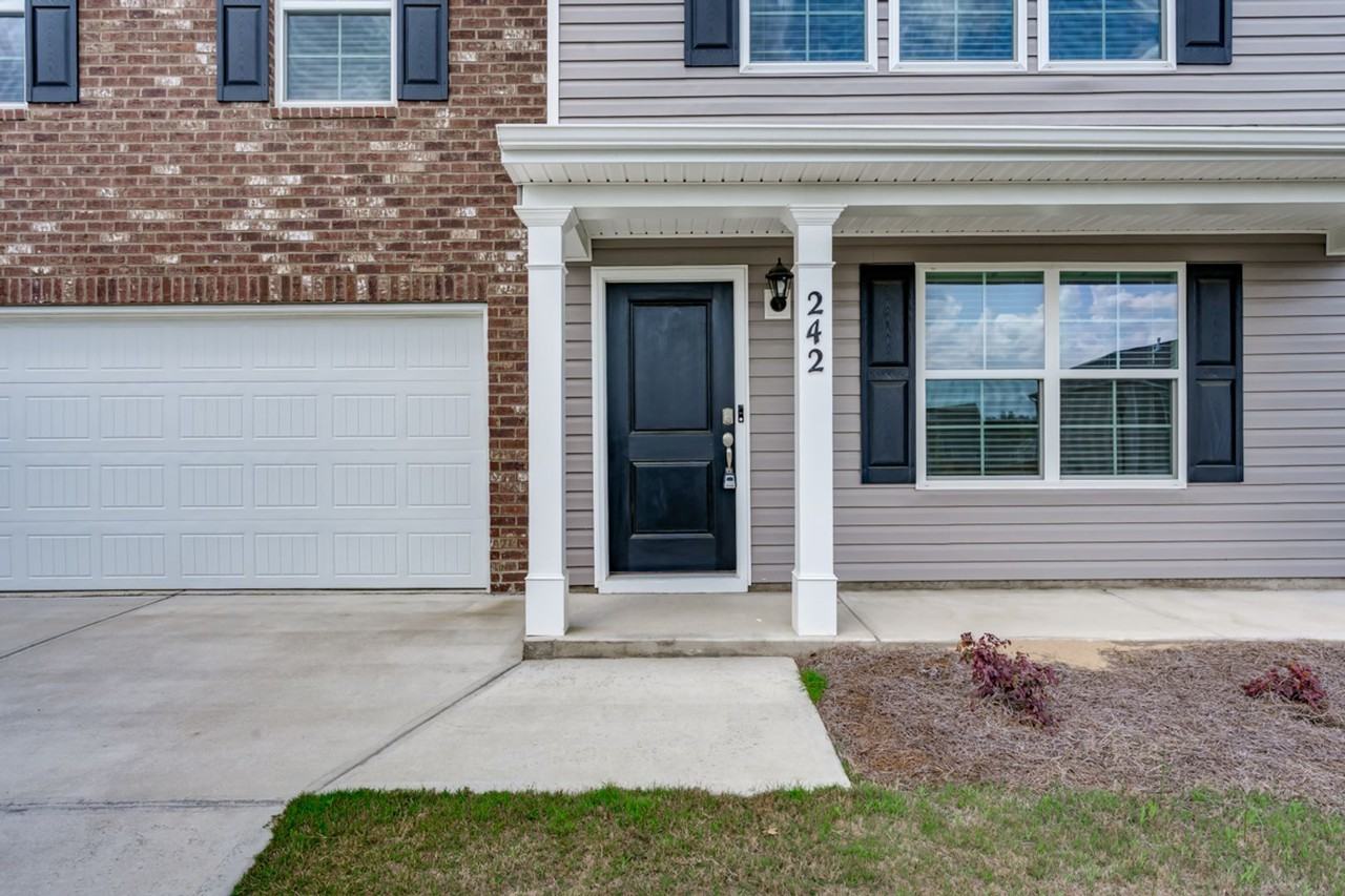 242 Carrington Dr - Photo 2 of 43