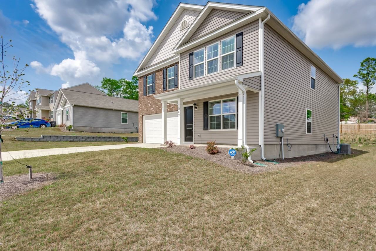 242 Carrington Dr - Photo 6 of 43