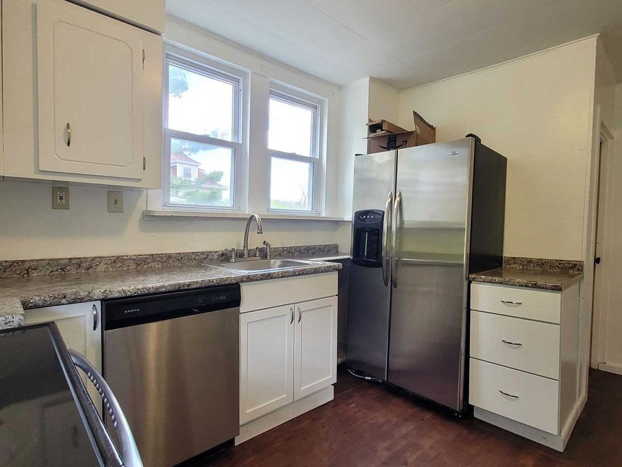 3138 Wabash Ave - Photo 3 of 20