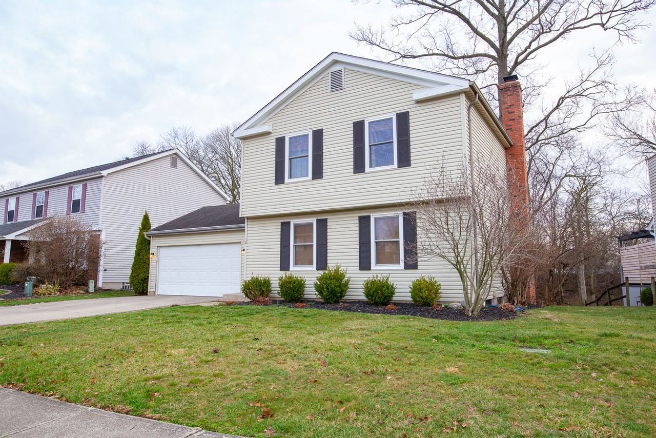 2246 Green Island Dr - Photo 2 of 50