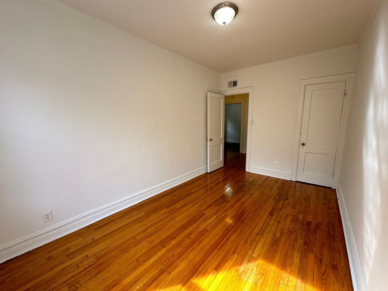 The Barclay - Photo 7 of 12